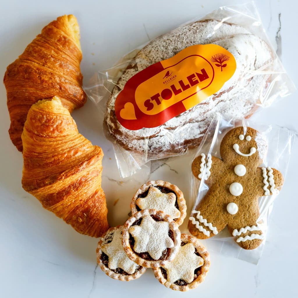 Christmas gift box content: croissants, Stollen, fruit mince tarts, gingerbread cookie Bellbird Bakery