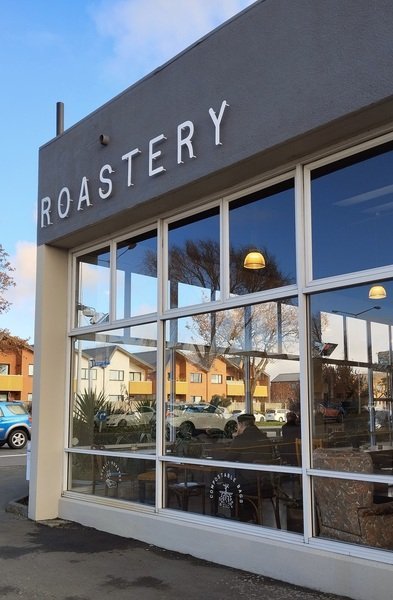 Prima Roastery outside of cafe viewed from Brisbane St