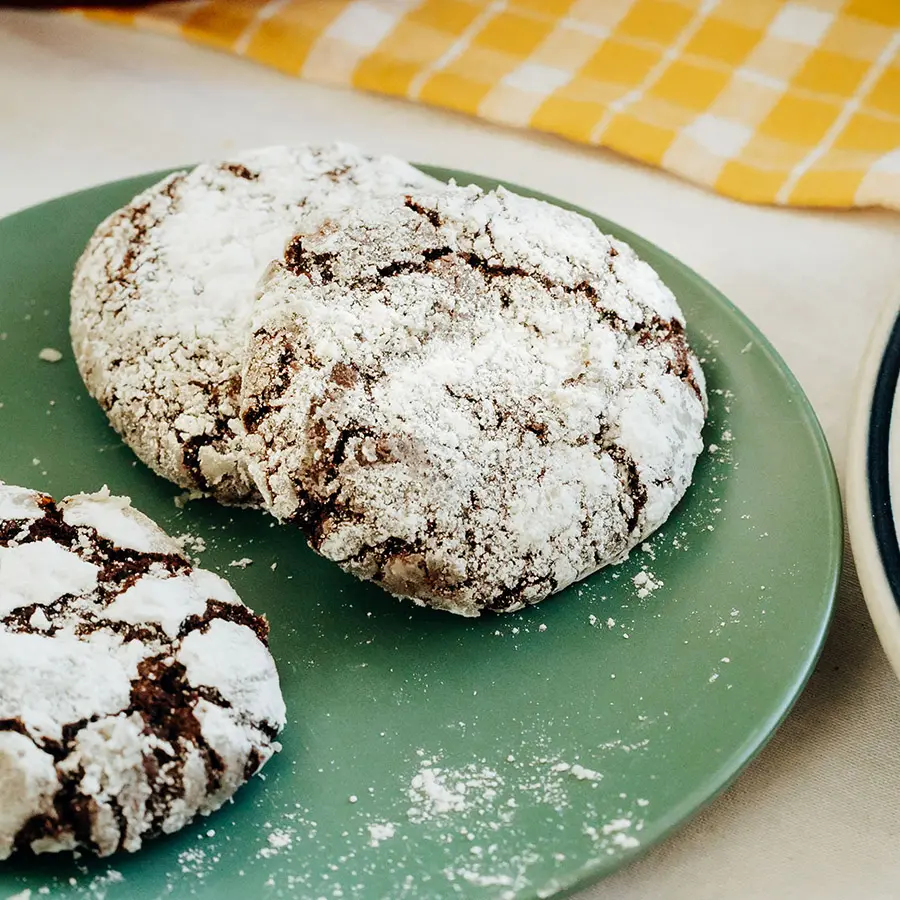 Chocolate Crinkle Cookie